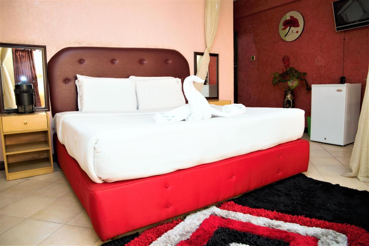 Bienvenue Delta Hotel Найроби Екстериор снимка