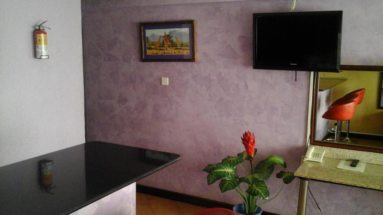 Bienvenue Delta Hotel Найроби Екстериор снимка